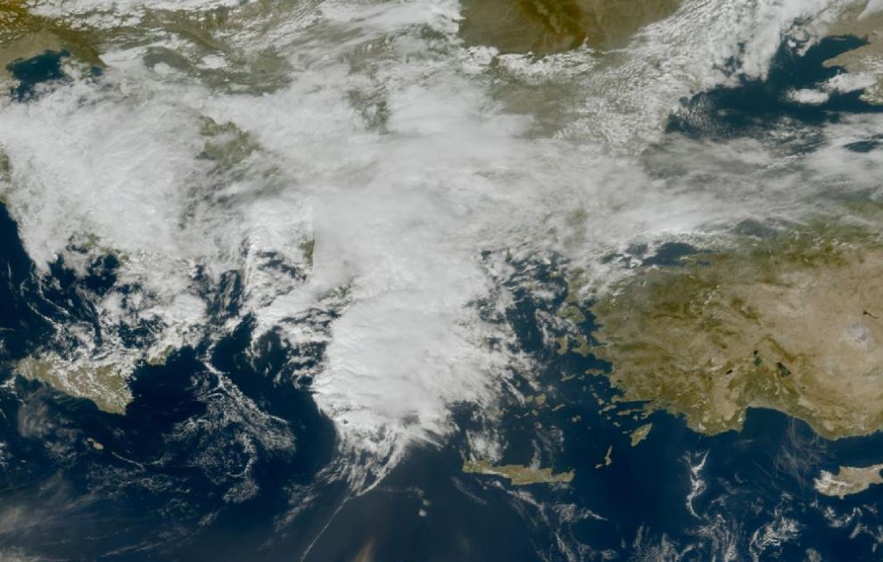Τελευταία δορυφορική εικόνα νεφοκάλυψης