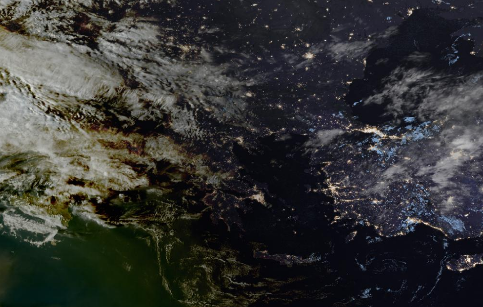 Τελευταία δορυφορική εικόνα νεφοκάλυψης Τελευταία δορυφορική εικόνα νεφοκάλυψης