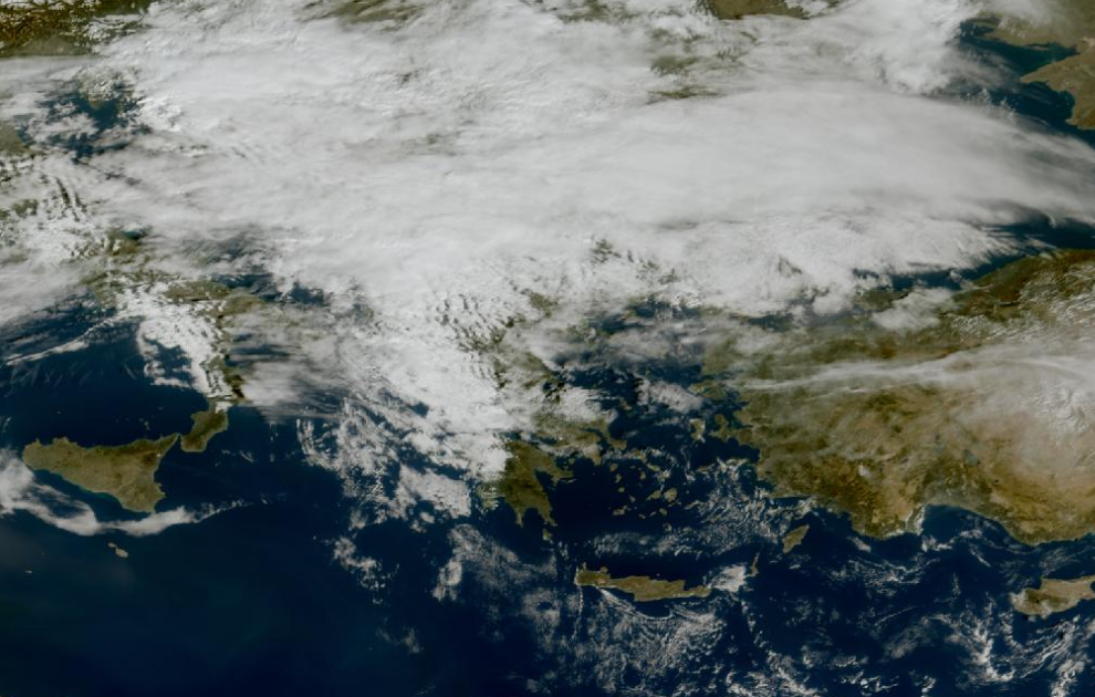 Τελευταία δορυφορική εικόνα νεφοκάλυψης Τελευταία δορυφορική εικόνα νεφοκάλυψης
