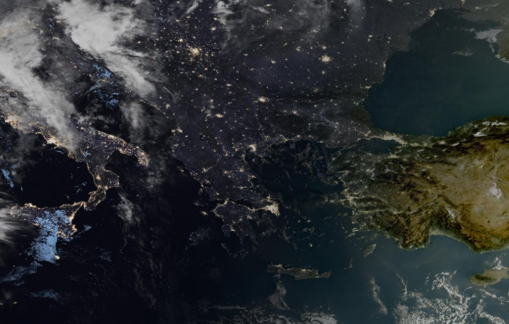 Τελευταία δορυφορική εικόνα νεφοκάλυψης Τελευταία δορυφορική εικόνα νεφοκάλυψης