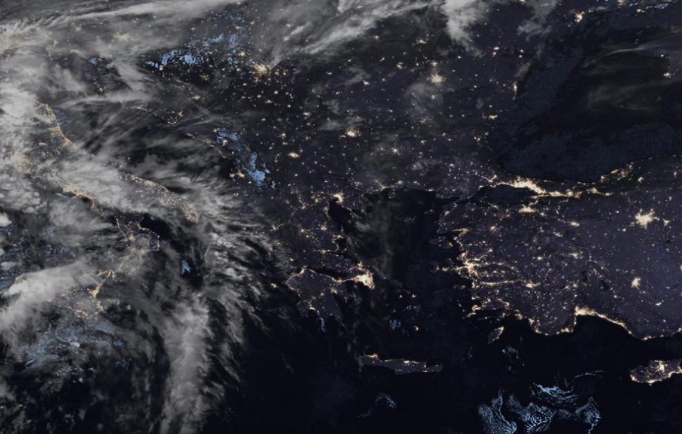 Τελευταία δορυφορική εικόνα νεφοκάλυψης Τελευταία δορυφορική εικόνα νεφοκάλυψης