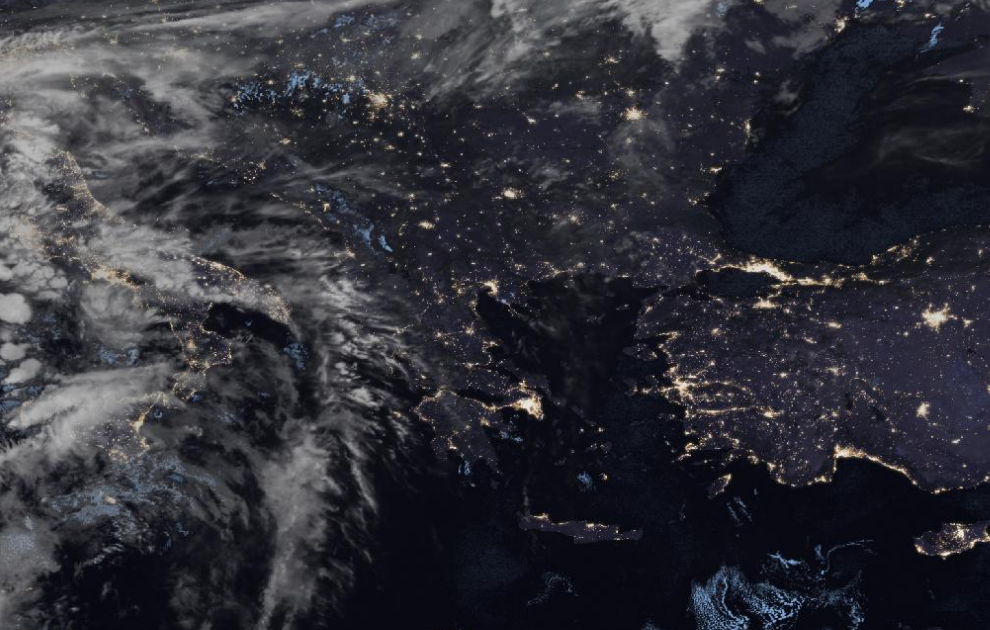 Τελευταία δορυφορική εικόνα νεφοκάλυψης Τελευταία δορυφορική εικόνα νεφοκάλυψης