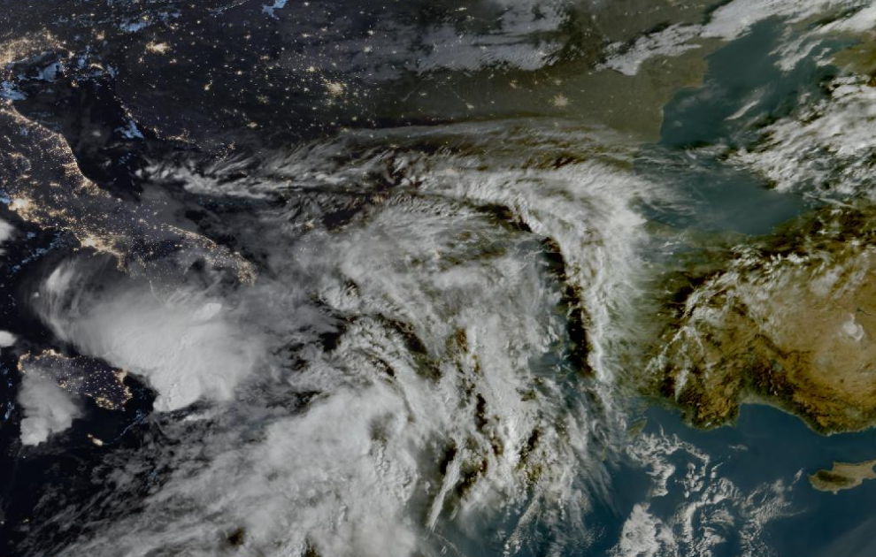 Τελευταία δορυφορική εικόνα νεφοκάλυψης Τελευταία δορυφορική εικόνα νεφοκάλυψης