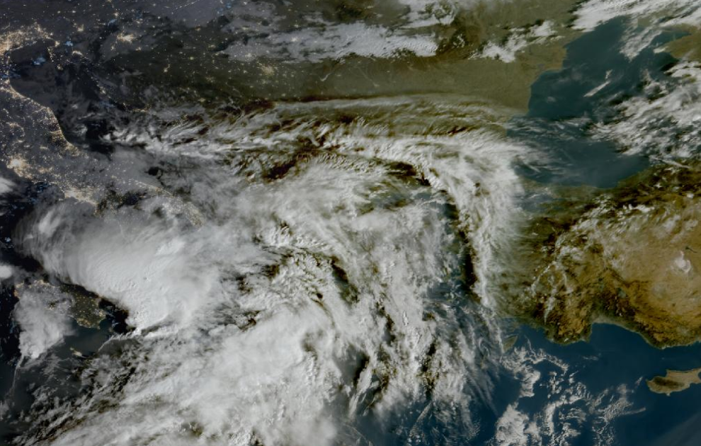 Τελευταία δορυφορική εικόνα νεφοκάλυψης Τελευταία δορυφορική εικόνα νεφοκάλυψης