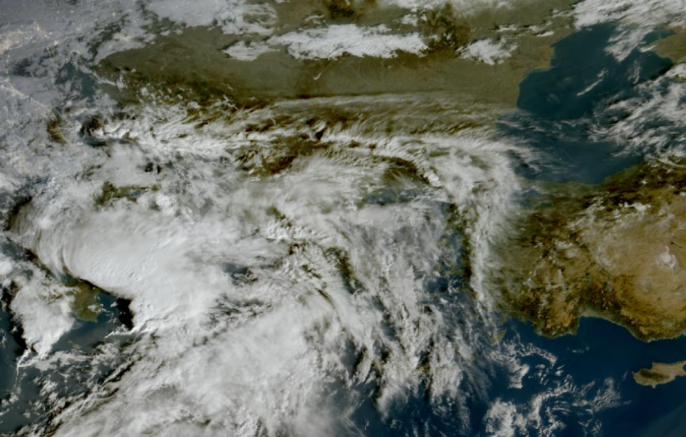 Τελευταία δορυφορική εικόνα νεφοκάλυψης Τελευταία δορυφορική εικόνα νεφοκάλυψης