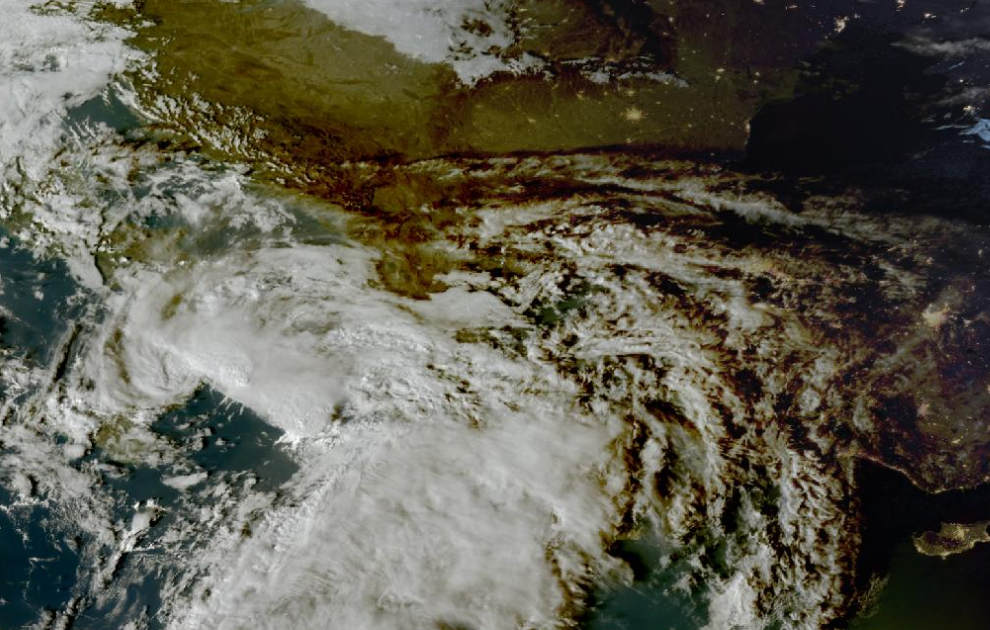 Τελευταία δορυφορική εικόνα νεφοκάλυψης Τελευταία δορυφορική εικόνα νεφοκάλυψης