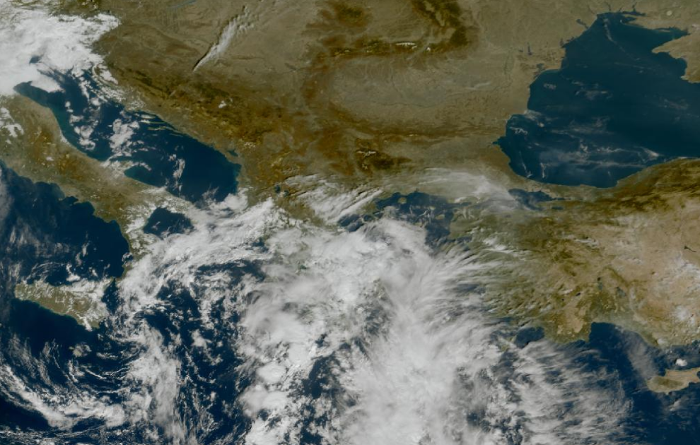 Τελευταία δορυφορική εικόνα νεφοκάλυψης Τελευταία δορυφορική εικόνα νεφοκάλυψης