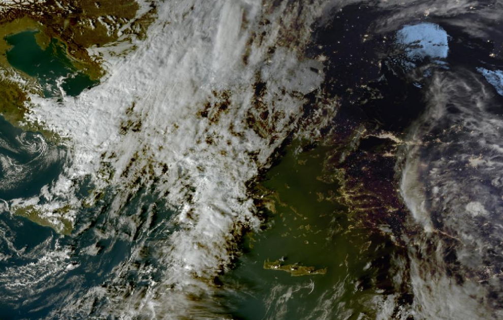 Τελευταία δορυφορική εικόνα νεφοκάλυψης