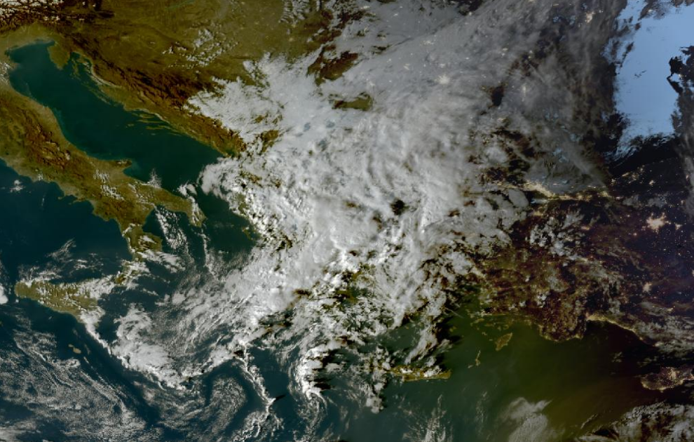 Τελευταία δορυφορική εικόνα νεφοκάλυψης