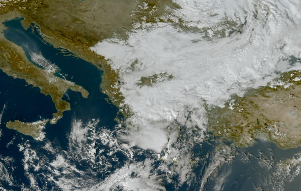 Τελευταία δορυφορική εικόνα νεφοκάλυψης