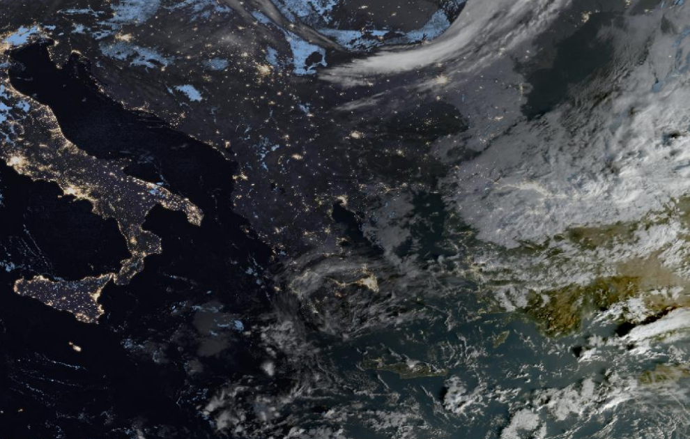 Τελευταία δορυφορική εικόνα νεφοκάλυψης