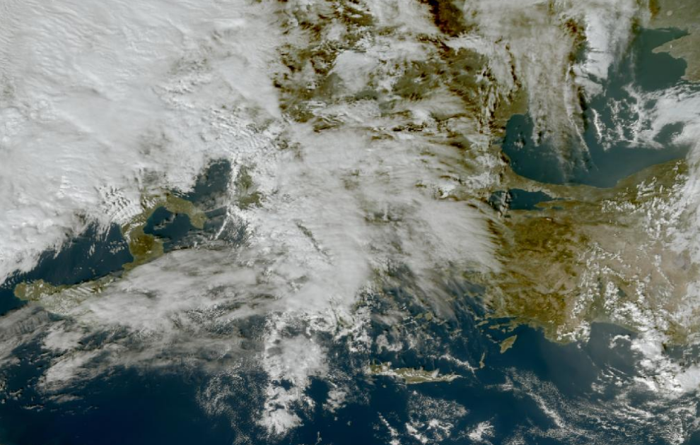 Τελευταία δορυφορική εικόνα νεφοκάλυψης