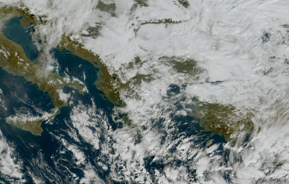 Τελευταία δορυφορική εικόνα νεφοκάλυψης