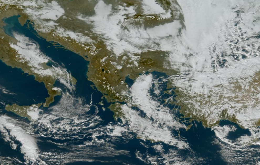 Τελευταία δορυφορική εικόνα νεφοκάλυψης