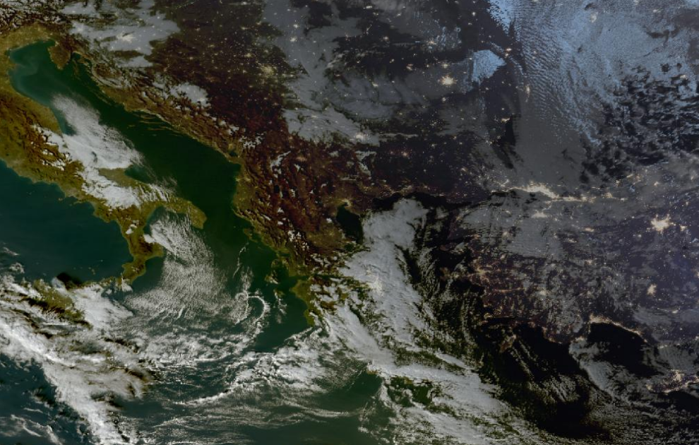 Τελευταία δορυφορική εικόνα νεφοκάλυψης