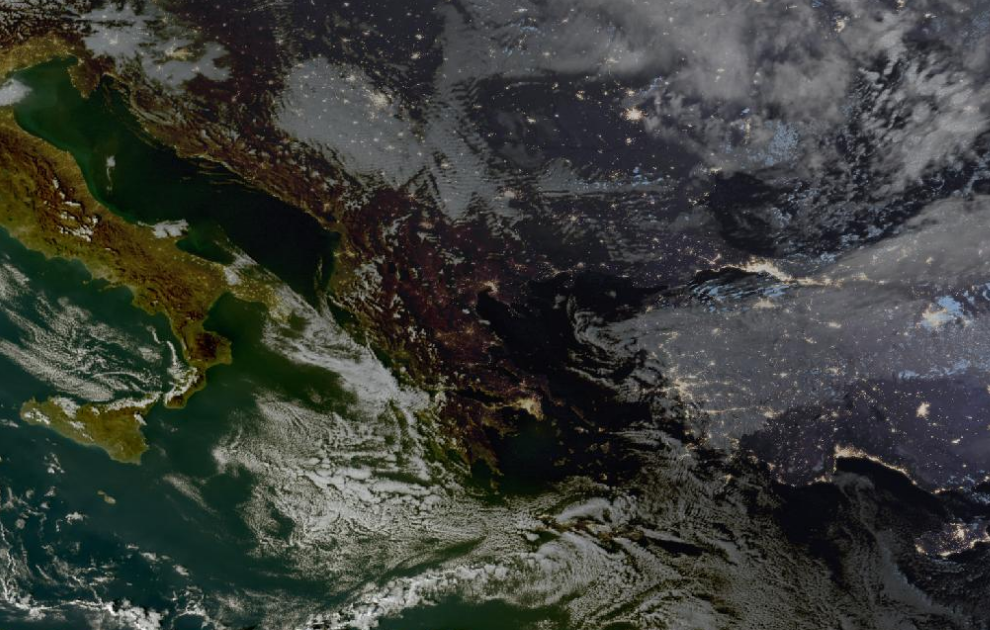 Τελευταία δορυφορική εικόνα νεφοκάλυψης