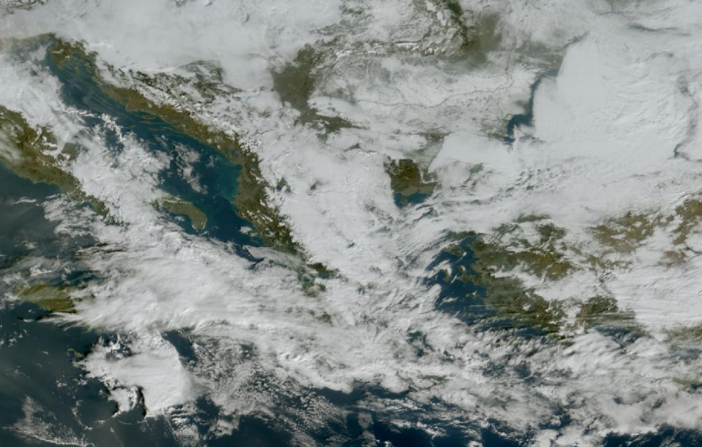 Τελευταία δορυφορική εικόνα νεφοκάλυψης