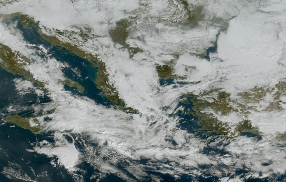 Τελευταία δορυφορική εικόνα νεφοκάλυψης