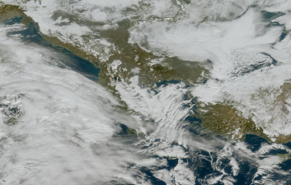 Τελευταία δορυφορική εικόνα νεφοκάλυψης