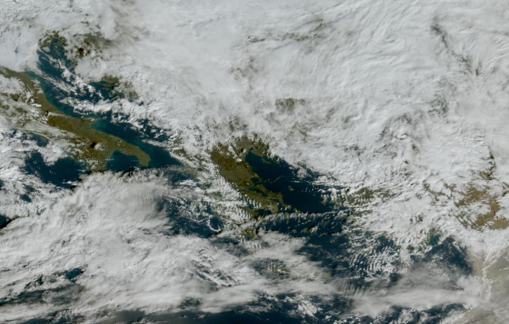 Τελευταία δορυφορική εικόνα νεφοκάλυψης