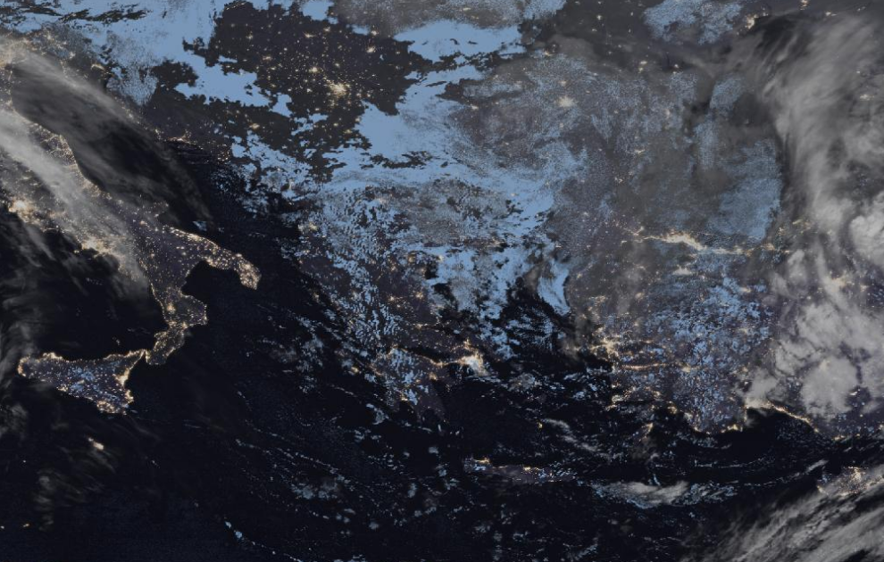 Τελευταία δορυφορική εικόνα νεφοκάλυψης