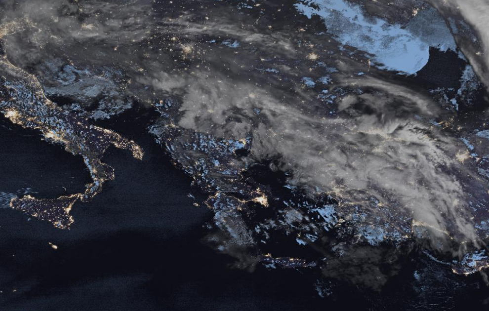 Τελευταία δορυφορική εικόνα νεφοκάλυψης