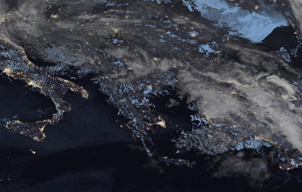 Τελευταία δορυφορική εικόνα νεφοκάλυψης