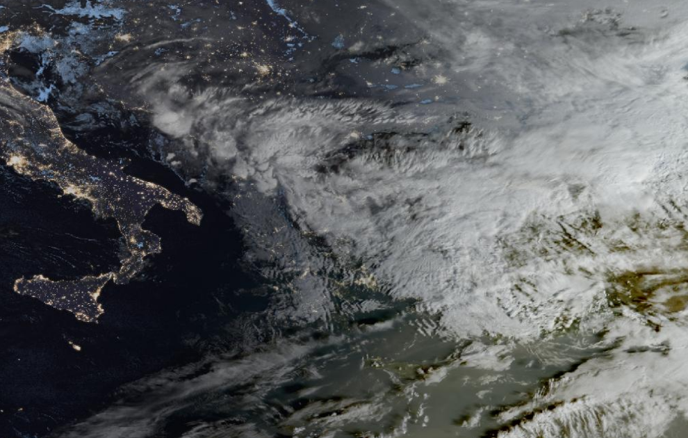 Τελευταία δορυφορική εικόνα νεφοκάλυψης