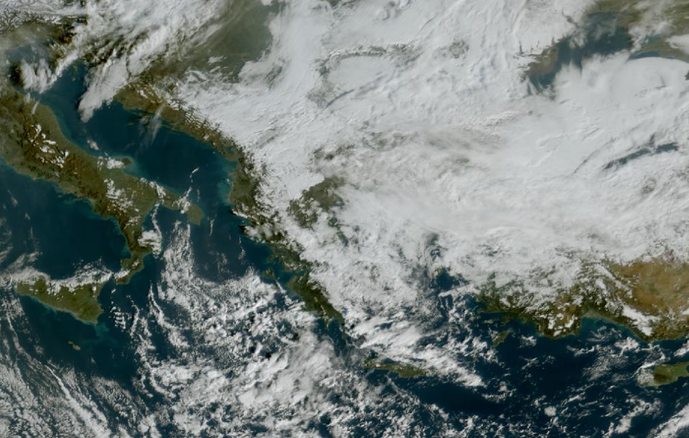 Τελευταία δορυφορική εικόνα νεφοκάλυψης