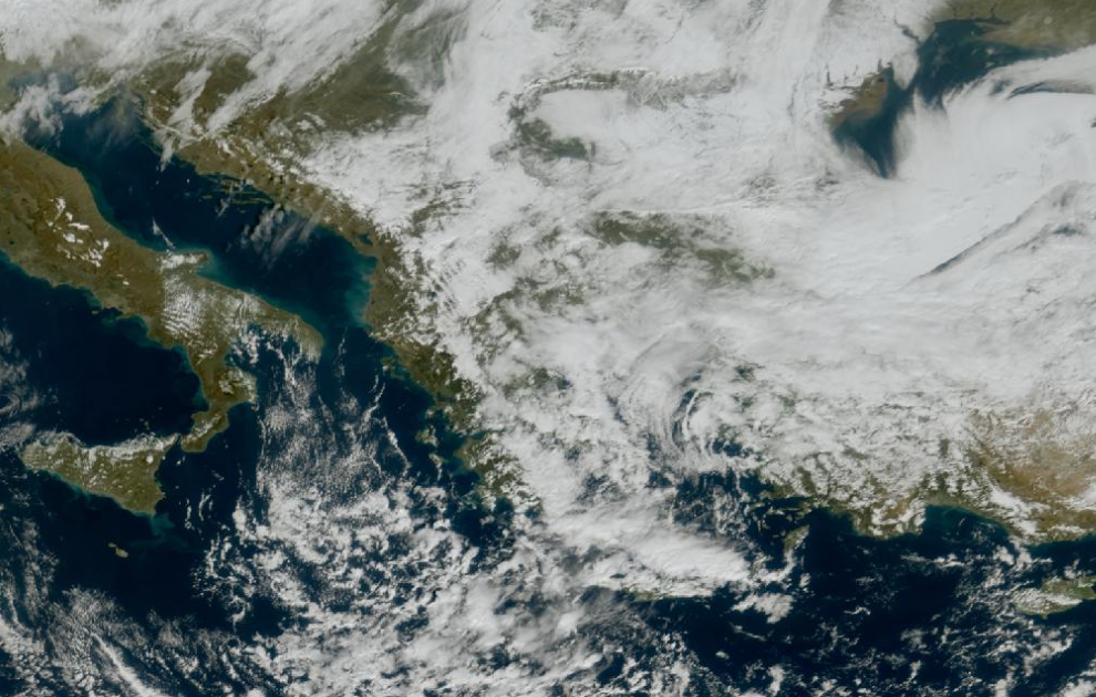 Τελευταία δορυφορική εικόνα νεφοκάλυψης