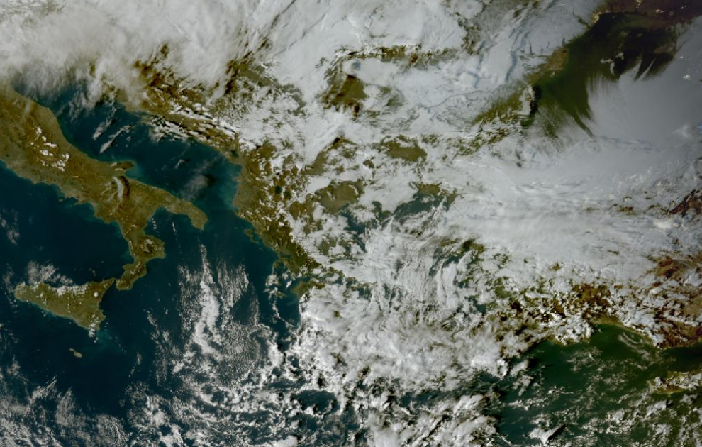 Τελευταία δορυφορική εικόνα νεφοκάλυψης