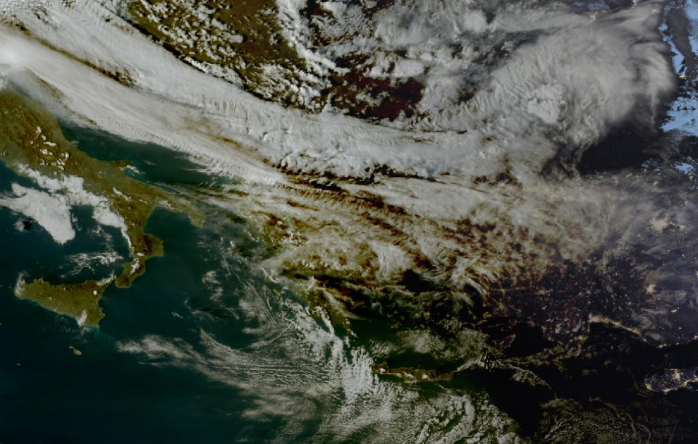 Τελευταία δορυφορική εικόνα νεφοκάλυψης