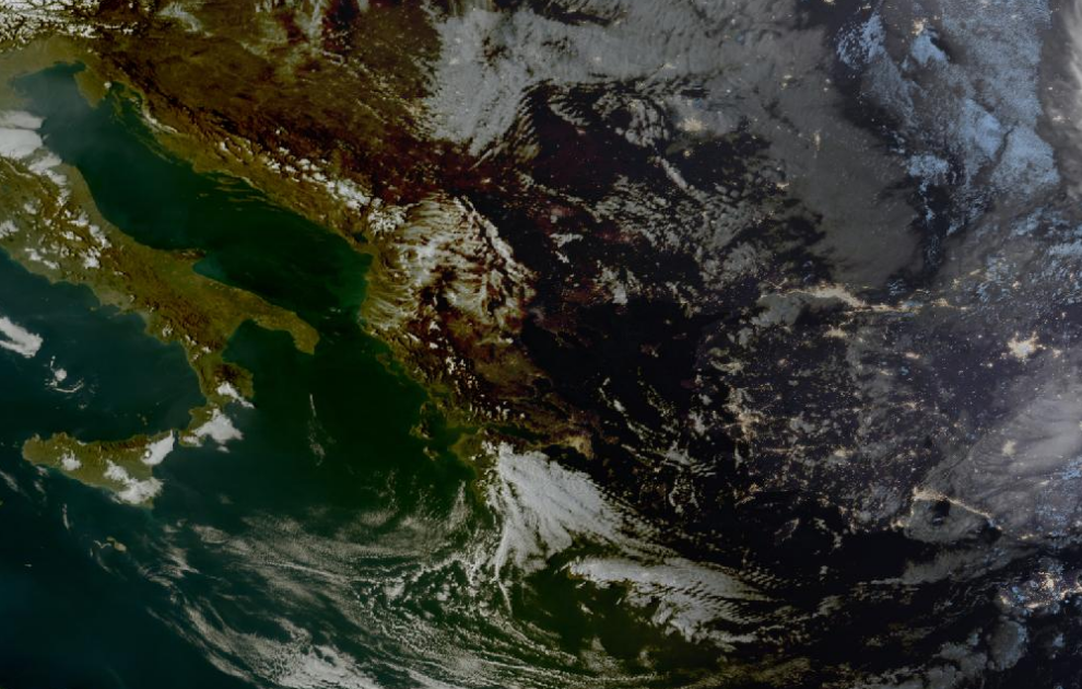 Τελευταία δορυφορική εικόνα νεφοκάλυψης