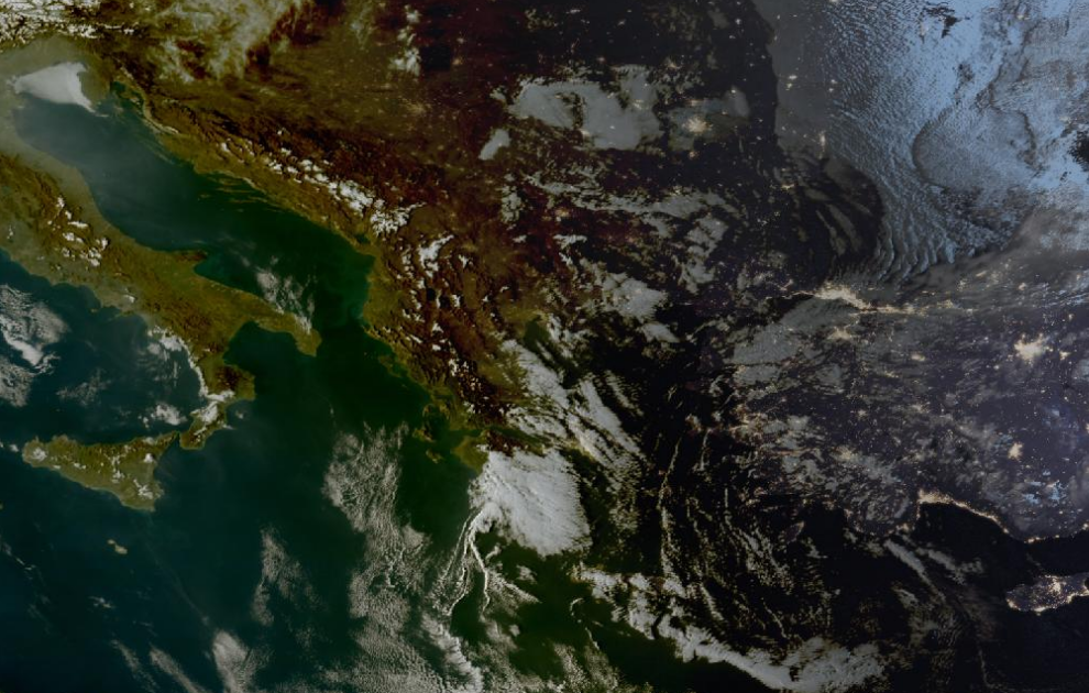 Τελευταία δορυφορική εικόνα νεφοκάλυψης