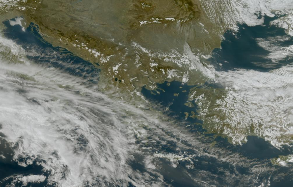 Τελευταία δορυφορική εικόνα νεφοκάλυψης