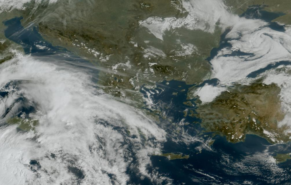 Τελευταία δορυφορική εικόνα νεφοκάλυψης