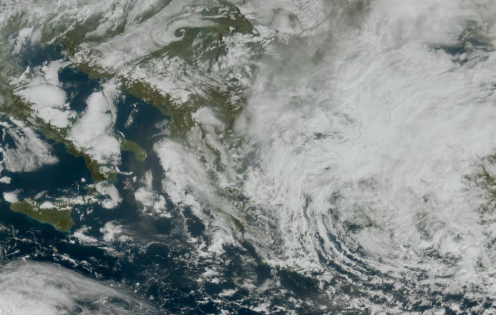 Τελευταία δορυφορική εικόνα νεφοκάλυψης