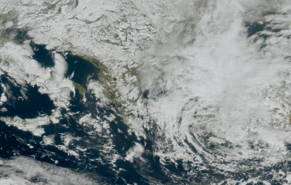 Τελευταία δορυφορική εικόνα νεφοκάλυψης