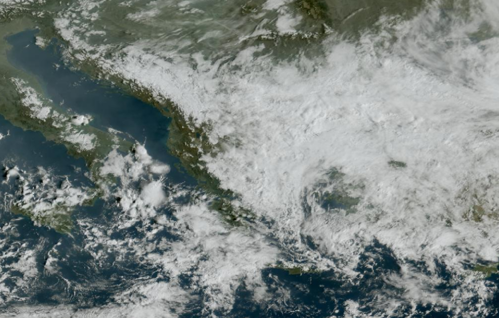 Τελευταία δορυφορική εικόνα νεφοκάλυψης