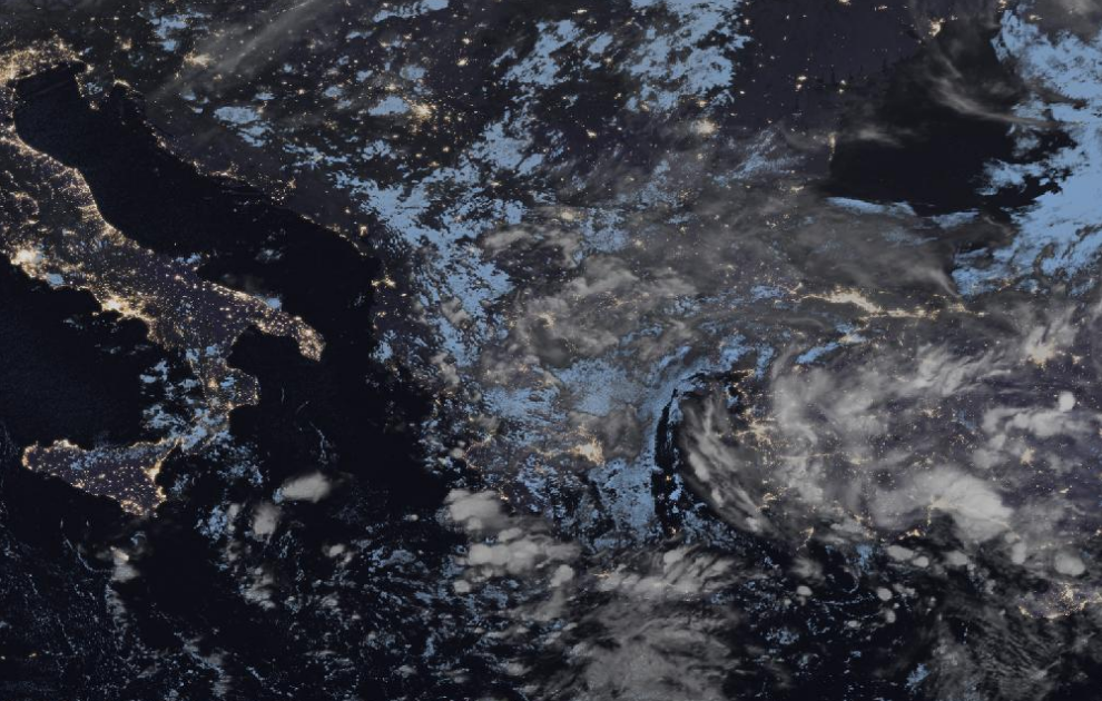 Τελευταία δορυφορική εικόνα νεφοκάλυψης