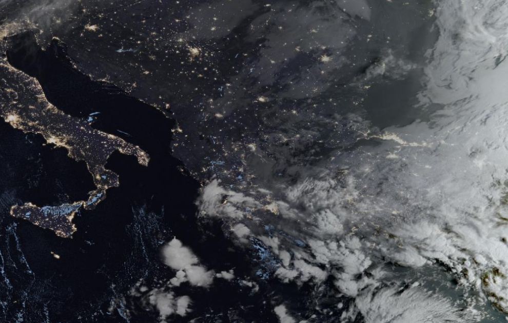 Τελευταία δορυφορική εικόνα νεφοκάλυψης