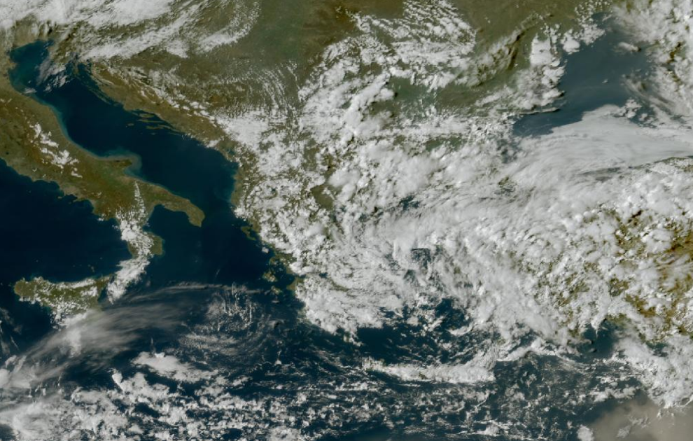 Τελευταία δορυφορική εικόνα νεφοκάλυψης