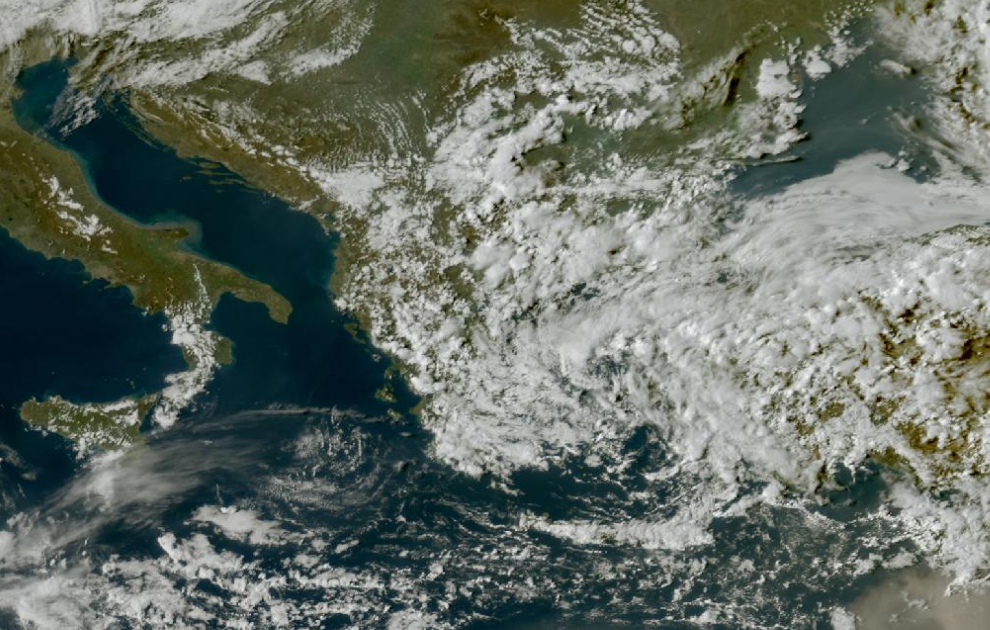 Τελευταία δορυφορική εικόνα νεφοκάλυψης