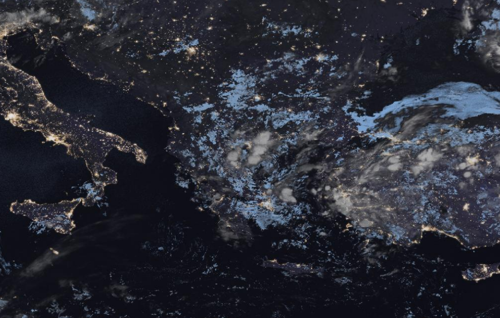 Τελευταία δορυφορική εικόνα νεφοκάλυψης