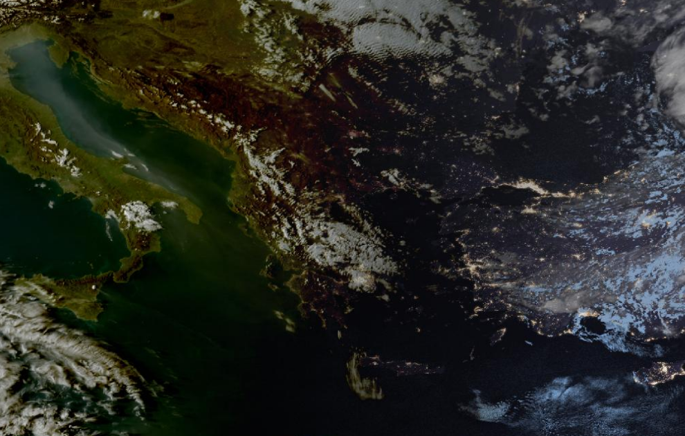 Τελευταία δορυφορική εικόνα νεφοκάλυψης