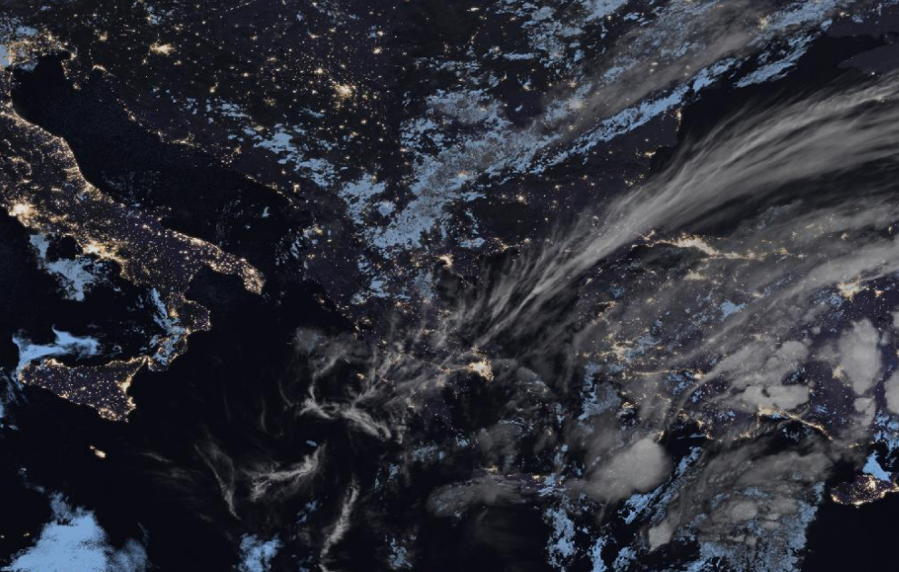 Τελευταία δορυφορική εικόνα νεφοκάλυψης