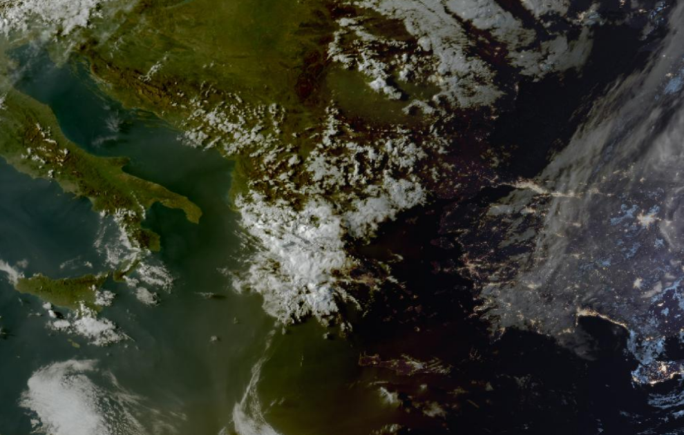 Τελευταία δορυφορική εικόνα νεφοκάλυψης