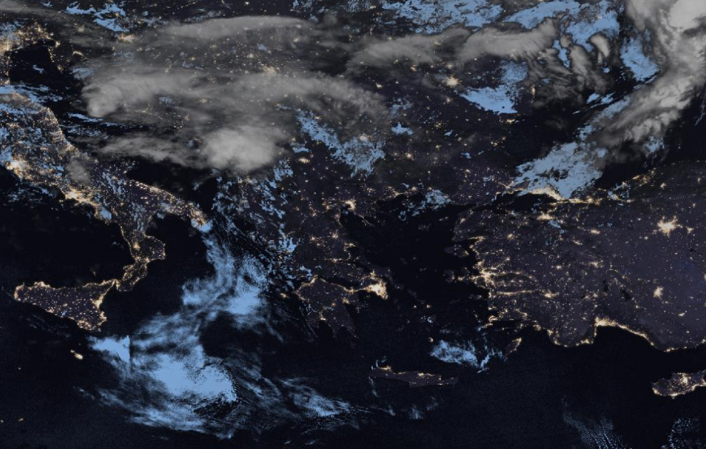 Τελευταία δορυφορική εικόνα νεφοκάλυψης