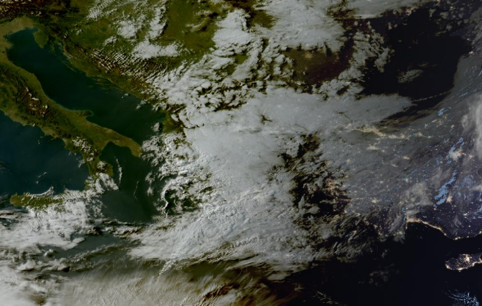 Τελευταία δορυφορική εικόνα νεφοκάλυψης
