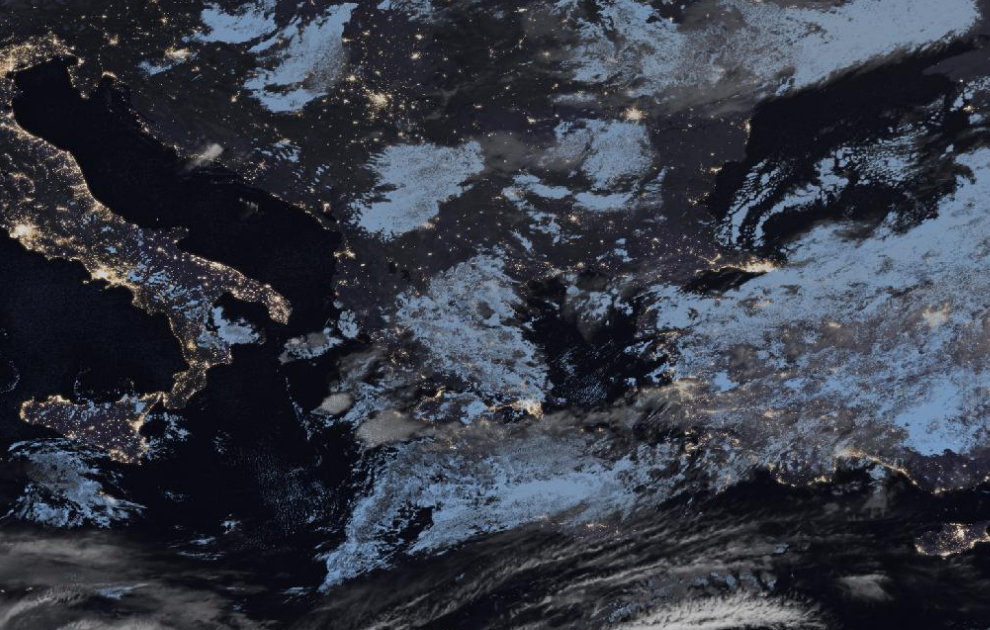 Τελευταία δορυφορική εικόνα νεφοκάλυψης